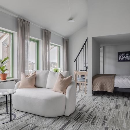 Homex Hotel For Gamers Täby Eksteriør bilde