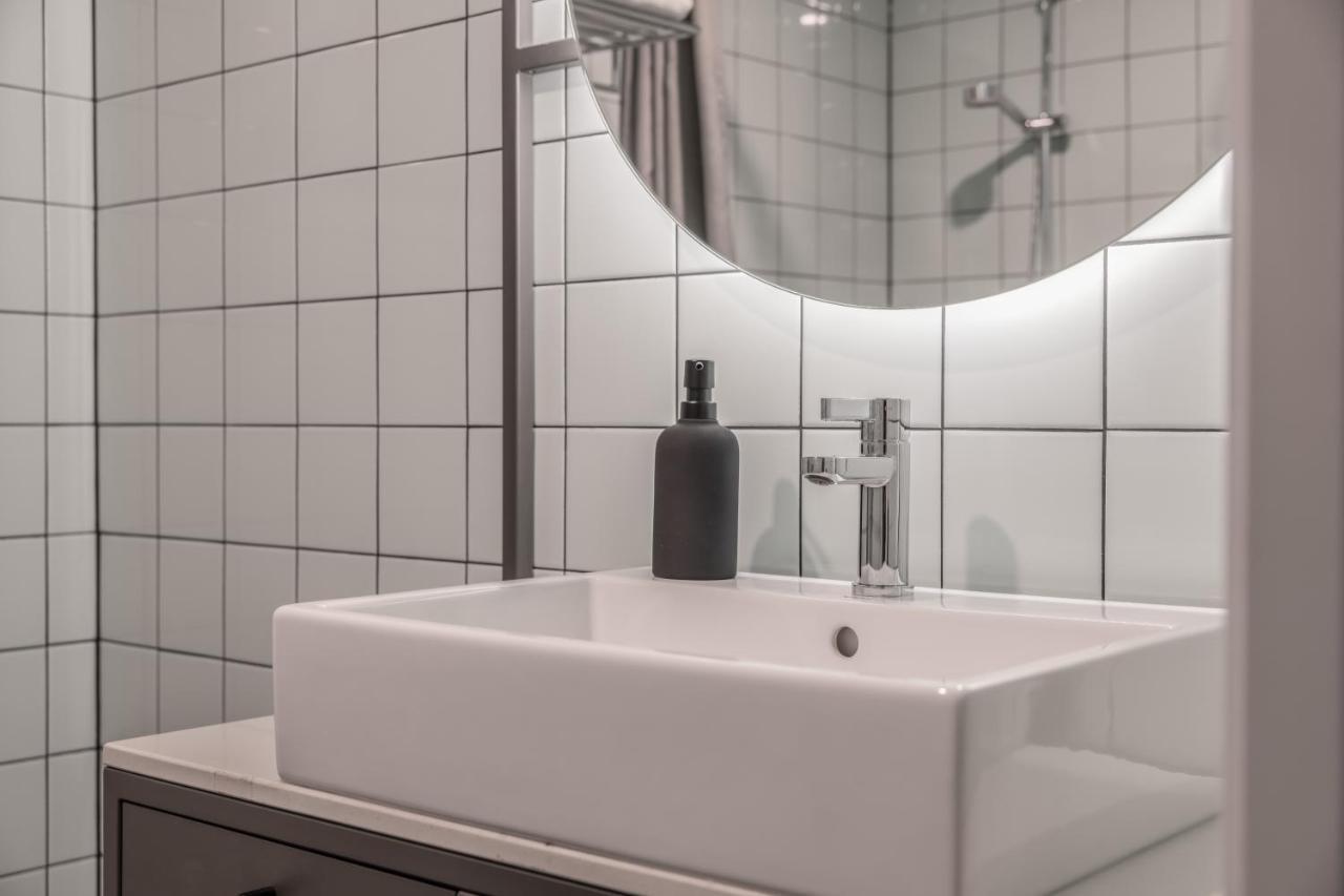 Homex Hotel For Gamers Täby Eksteriør bilde