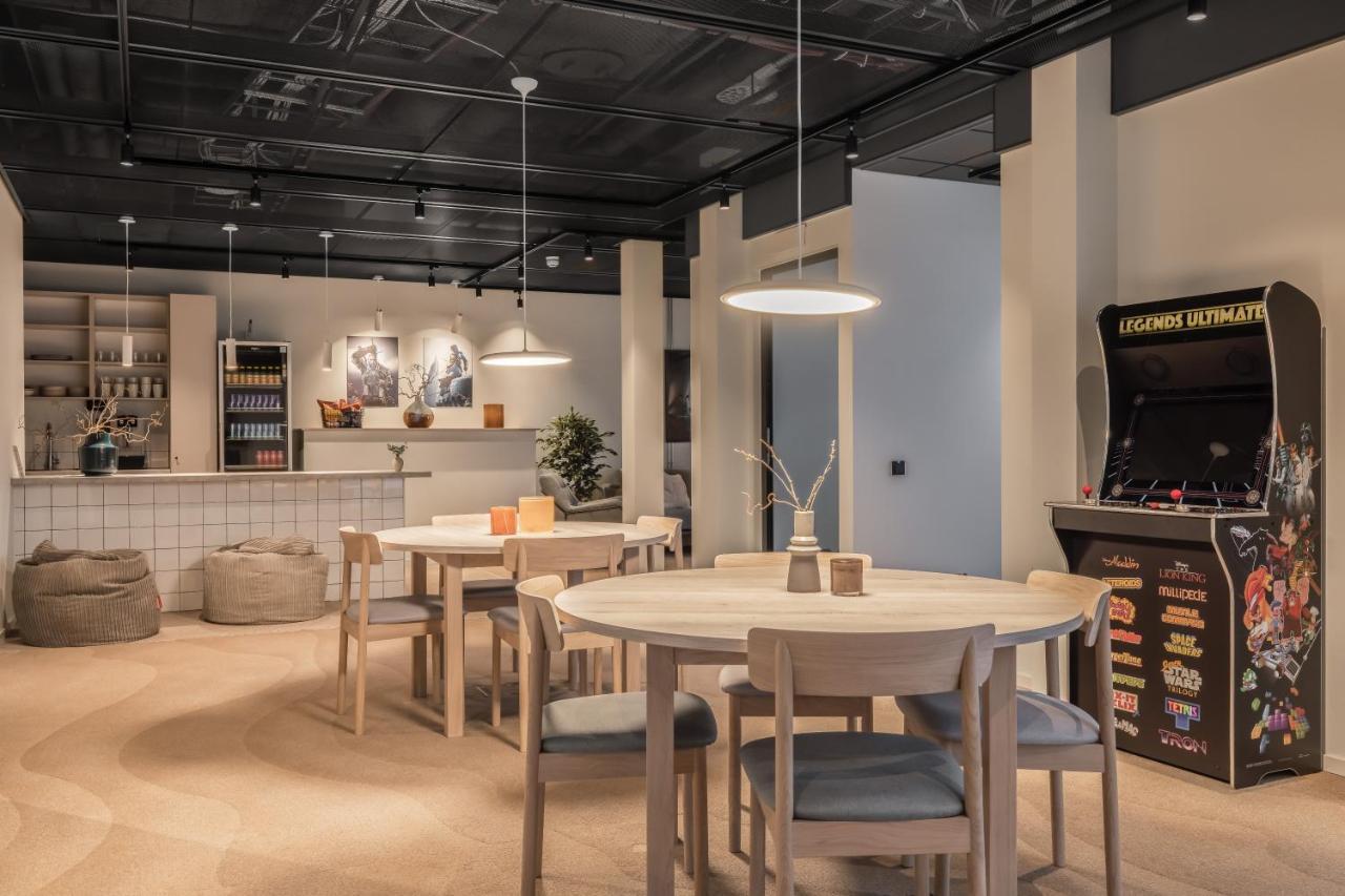 Homex Hotel For Gamers Täby Eksteriør bilde